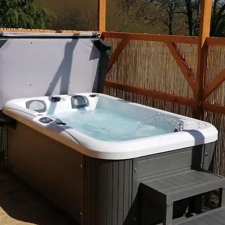 Lakes And Eden Valley. Thornhill Daire