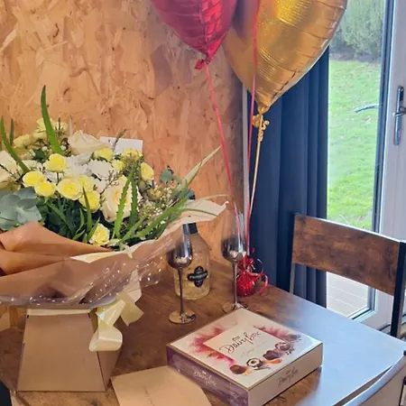 Lakes And Eden Valley. Thornhill *