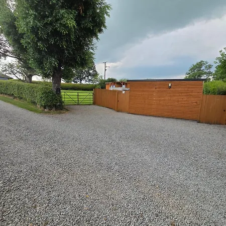 Apartment Lakes And Eden Valley. Thornhill *